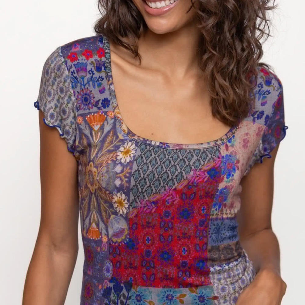NATURAL LIFE Colorful Patchwork Short Sleeve Top